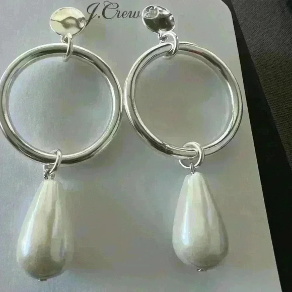 J Crew Pearl Statement Earrings - Picture 2 of 3